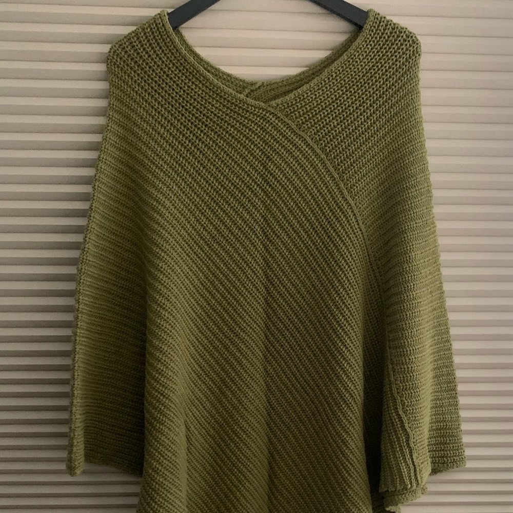 Love Your Melon Olive Knot Shawl OS